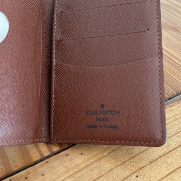 Authentic Louis Vuitton monogram card holder - Picture 3 of 4